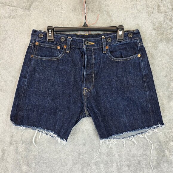Levis 501 Shorts Mens 32 Blue Denim Button Fly Raw Frayed Hem Relaxed Fit - Picture 1 of 14